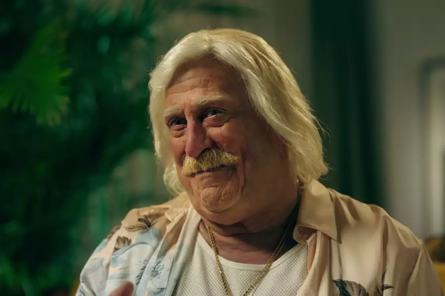 Życie i filmy Erşana Kuneriego - galeria zdjęć - filmweb