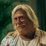 Życie i filmy Erşana Kuneriego - galeria zdjęć - filmweb