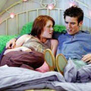 Grounded for Life - galeria zdjęć - filmweb