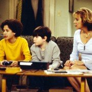 Uziemieni - galeria zdjęć - filmweb