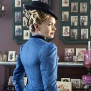 Miss Scarlet and the Duke - galeria zdjęć - filmweb