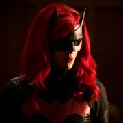 Batwoman - galeria zdjęć - filmweb