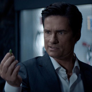 Bruce Wayne / Tommy Elliot