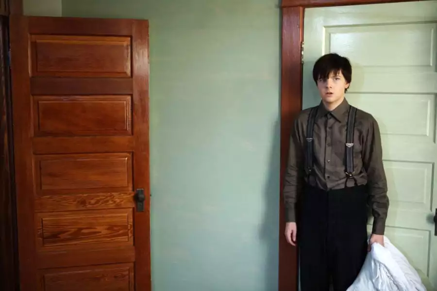 Udręczeni - galeria zdjęć - filmweb