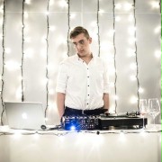 DJ na weselu