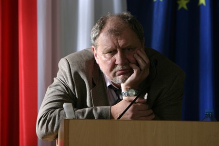 Sezon 1 Odcinek 3 Nie każdy może być grabarzem