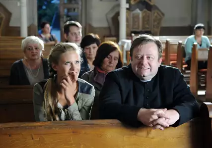 Blondynka - galeria zdjęć - filmweb