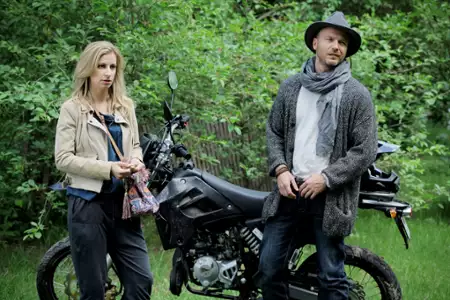 Blondynka - galeria zdjęć - filmweb
