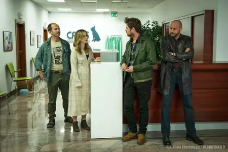 Blondynka - galeria zdjęć - filmweb