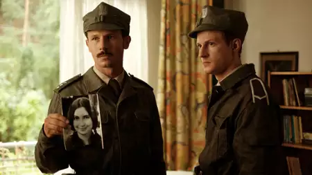 Pajęczyna - galeria zdjęć - filmweb