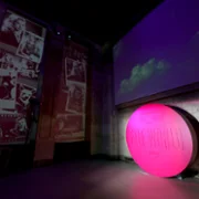 Elle - galeria zdjęć - filmweb