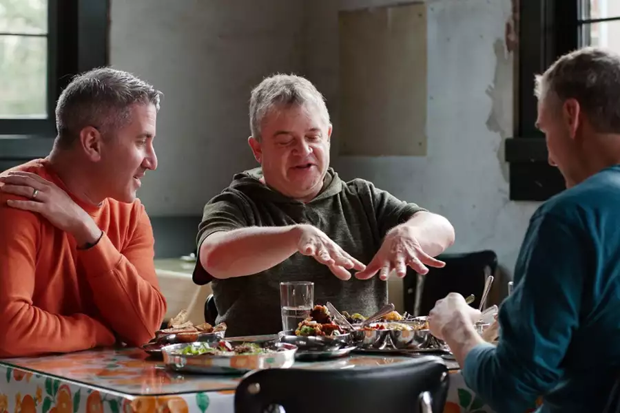 Somebody Feed Phil - galeria zdjęć - filmweb