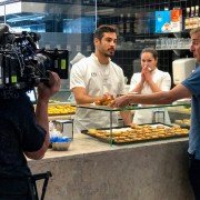 Somebody Feed Phil - galeria zdjęć - filmweb