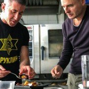 Somebody Feed Phil - galeria zdjęć - filmweb