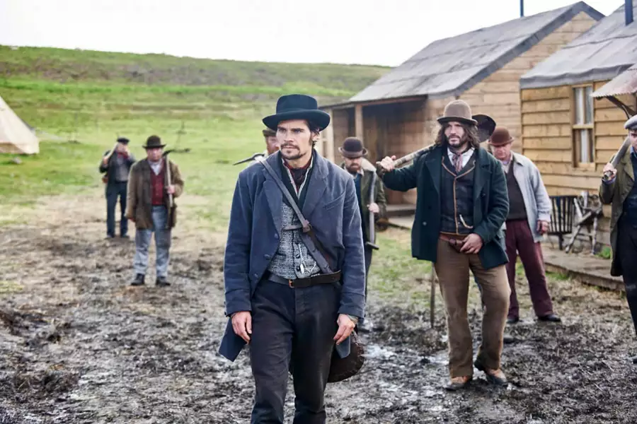 Jericho - galeria zdjęć - filmweb