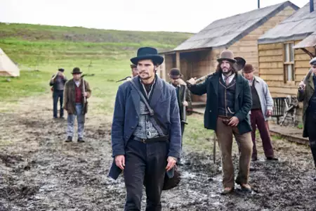 Jericho - galeria zdjęć - filmweb