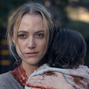 Maika Monroe w Ręka nad kołyską