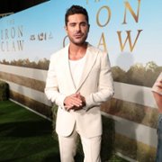 The Iron Claw - galeria zdjęć - filmweb