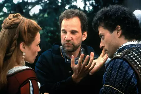 Niebezpieczna piękność - galeria zdjęć - filmweb