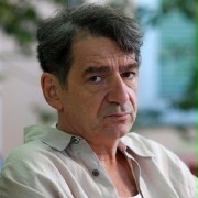 Predrag 'Miki' Manojlović w Cyrk Columbia