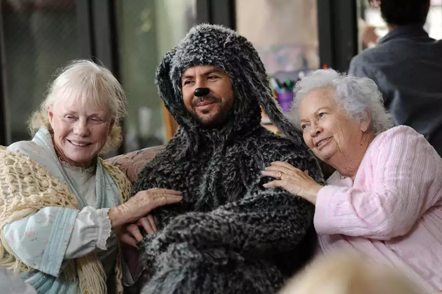 Wilfred - galeria zdjęć - filmweb