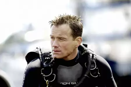 Jaskinia - galeria zdjęć - filmweb