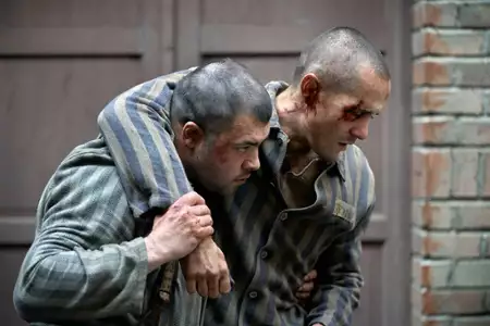 Tatuażysta z Auschwitz - galeria zdjęć - filmweb
