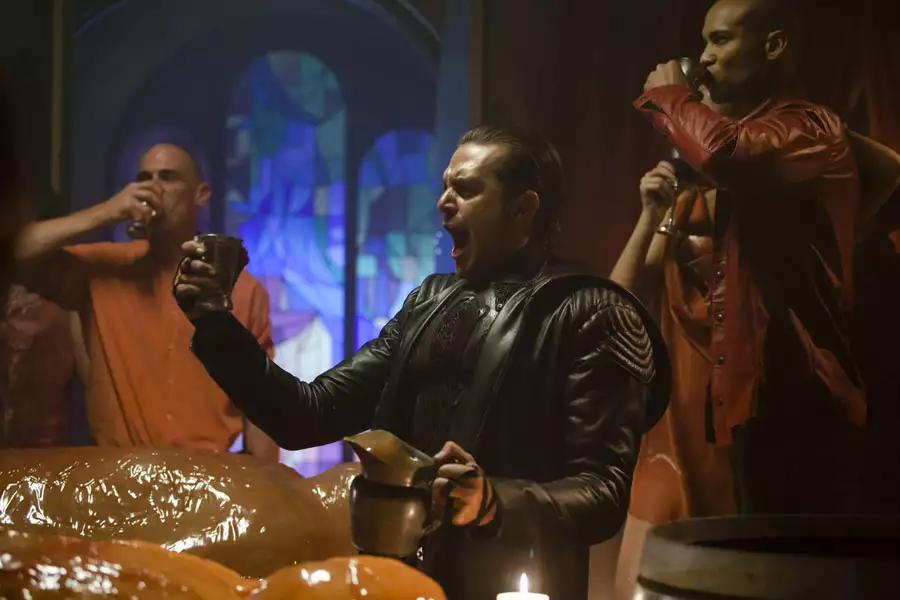 Dominion - galeria zdjęć - filmweb