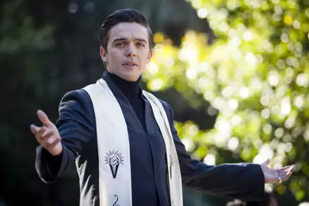 Dominion - galeria zdjęć - filmweb