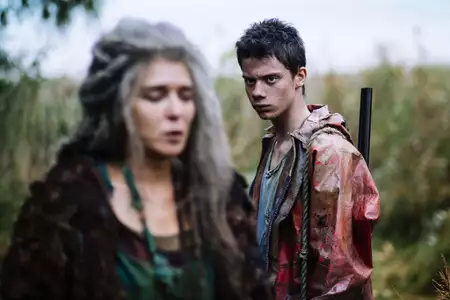Ziemia swoich synów - galeria zdjęć - filmweb