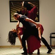 Omor Shakhsiya - galeria zdjęć - filmweb