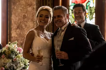 Miłość po gr&oacute;b - galeria zdjęć - filmweb