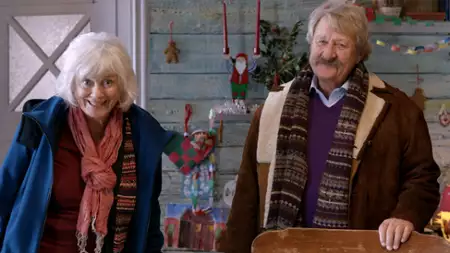 Magiczne święta Kacpra i Emmy - galeria zdjęć - filmweb