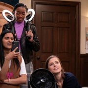 The Sex Lives of College Girls - galeria zdjęć - filmweb