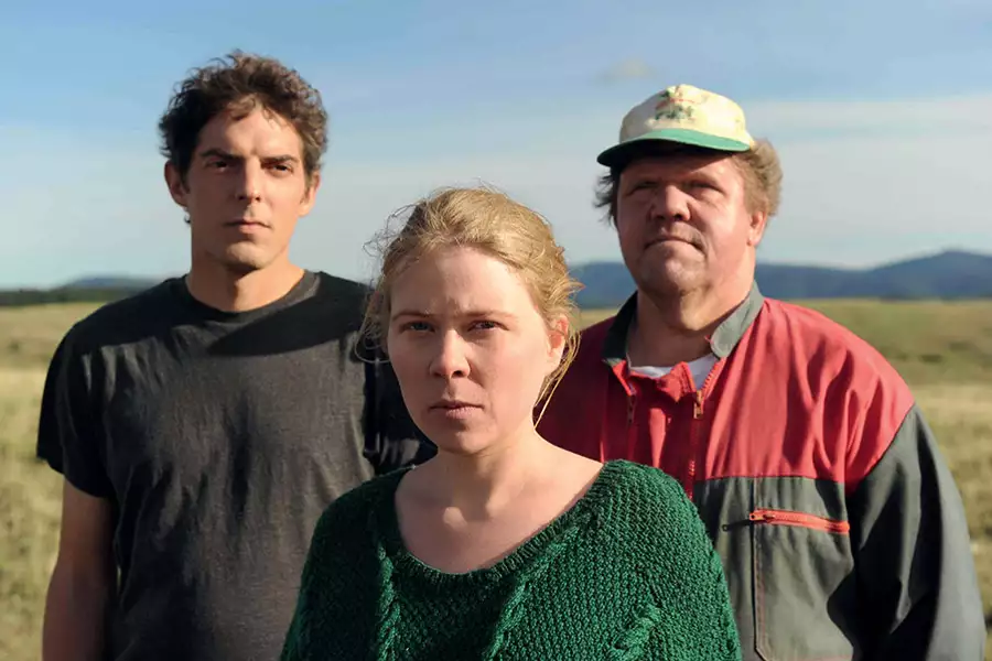 W pionie - galeria zdjęć - filmweb