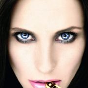 Dirt - galeria zdjęć - filmweb