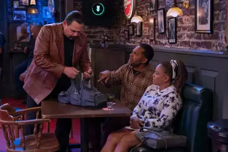 The Upshaws - galeria zdjęć - filmweb