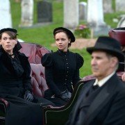 Lizzie Borden chwyta za siekierę - galeria zdjęć - filmweb