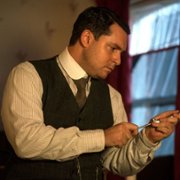 Resistance - galeria zdjęć - filmweb