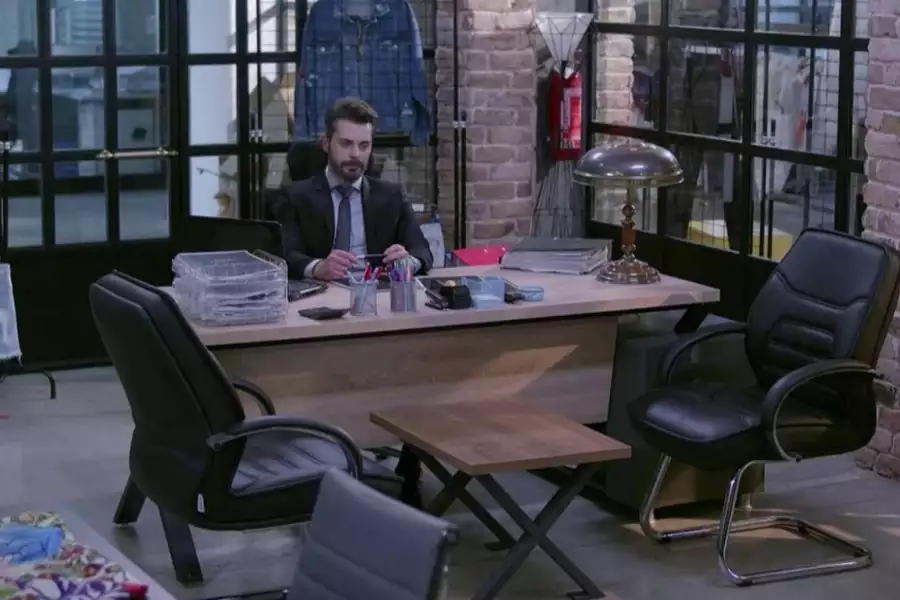 Zranione ptaki - galeria zdjęć - filmweb