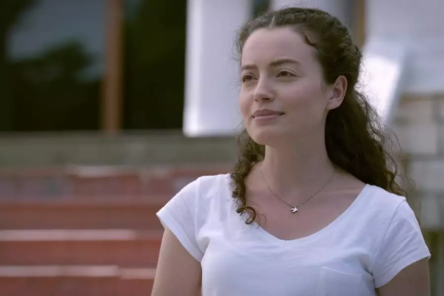Zranione ptaki - galeria zdjęć - filmweb