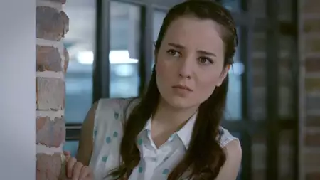Zranione ptaki - galeria zdjęć - filmweb