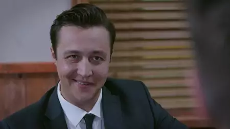 Zranione ptaki - galeria zdjęć - filmweb