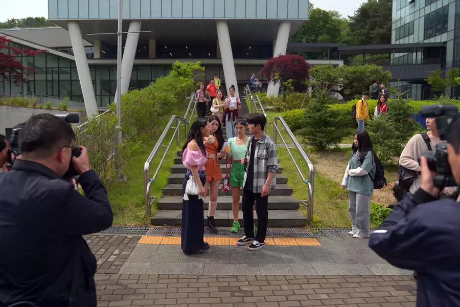 Xo, Kitty - galeria zdjęć - filmweb