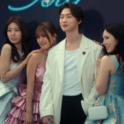 Xo, Kitty - galeria zdjęć - filmweb