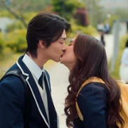 Xo, Kitty - galeria zdjęć - filmweb