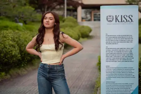 Xo, Kitty - galeria zdjęć - filmweb