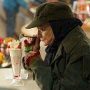 The Lady in the Van - galeria zdjęć - filmweb