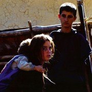 Lakposhtha parvaz mikonand - galeria zdjęć - filmweb