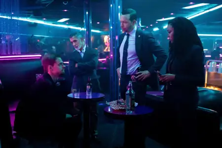 Boston Blue - galeria zdjęć - filmweb